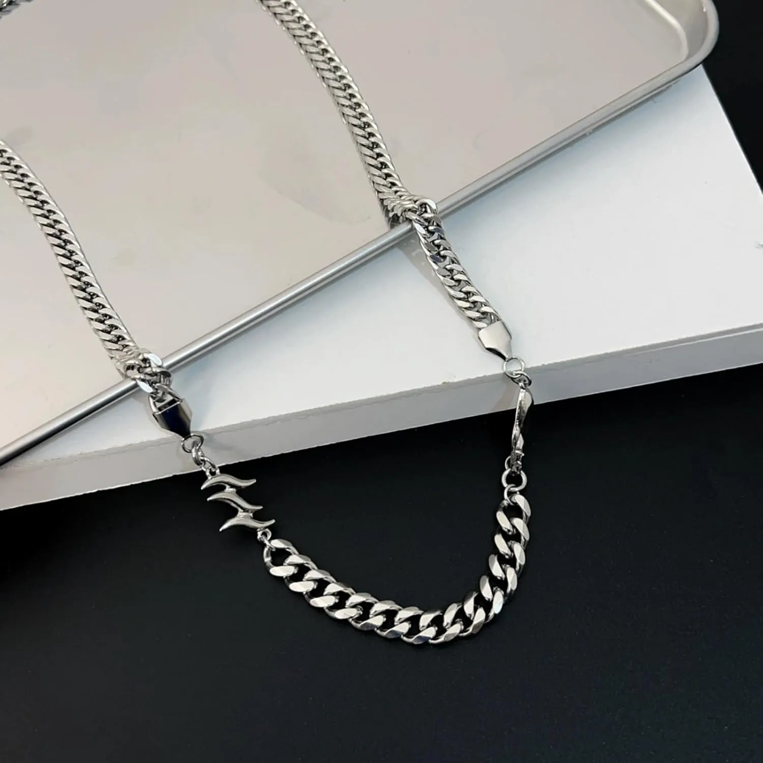 Chain Necklace for Man Irregular Y2k Necklace Beads Shorts Chain Men's Fashion Jewelry