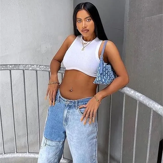 Crop Tank Tops for Women Trendy Sexy Teen Girls Going Out Tops Cute Summer Cropped Sleeveless Knit Ribbed White/Black