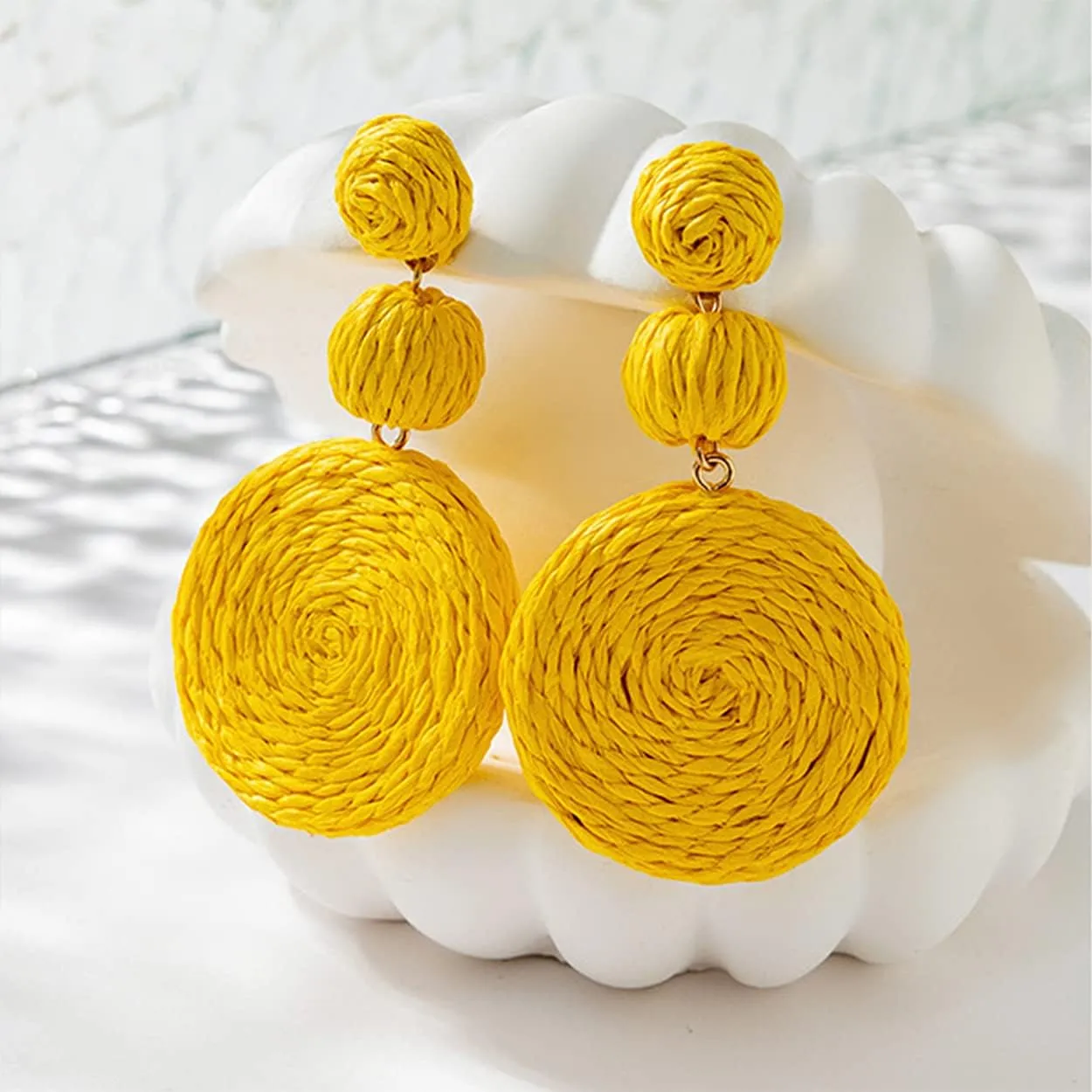JeanBeau Boho Raffia Ball Round Statement Dangle earrings for Women Teen Large Handmade Lightweight Bohemian Rattan Drop Straw Wrap Earing Dangling Summer Beach Tropical Accessories Jewelry Gift