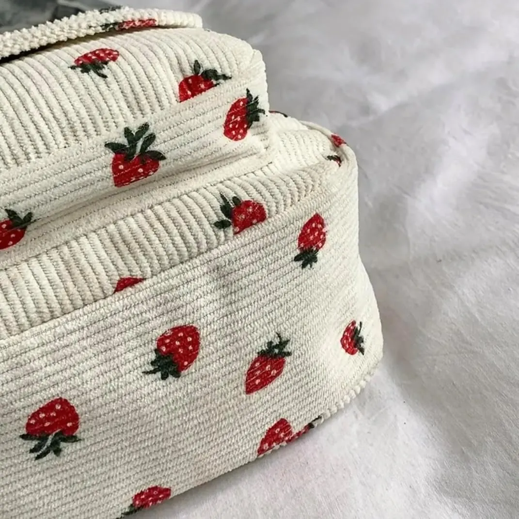 Women's Aesthetic Handbags - Strawberry Print Tote Bag, Strawberry Print Canvas Tote Bag, Casual Hobo Handbag with Zipper
