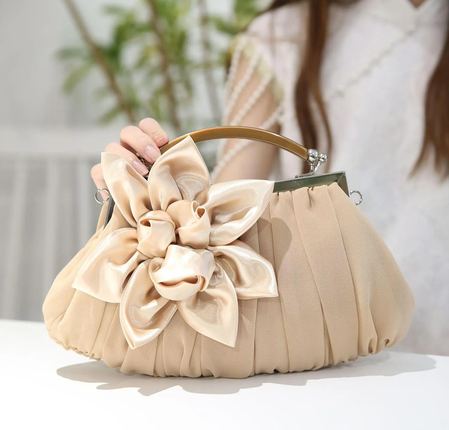 Women's Fashion Flower Evening Handbags Bride and Bridesmaid Wedding Clutches Prom Cocktail Party Handbags