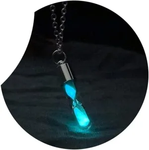 YOOE Romantic Wishing Bottle Luminous Necklace Creative Crystal Drift Bottle Pendant Necklace.Time Hourglass Lovers Manifesto Necklace