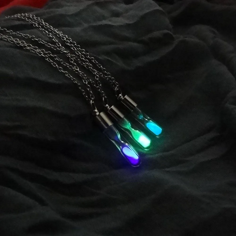 YOOE Romantic Wishing Bottle Luminous Necklace Creative Crystal Drift Bottle Pendant Necklace.Time Hourglass Lovers Manifesto Necklace